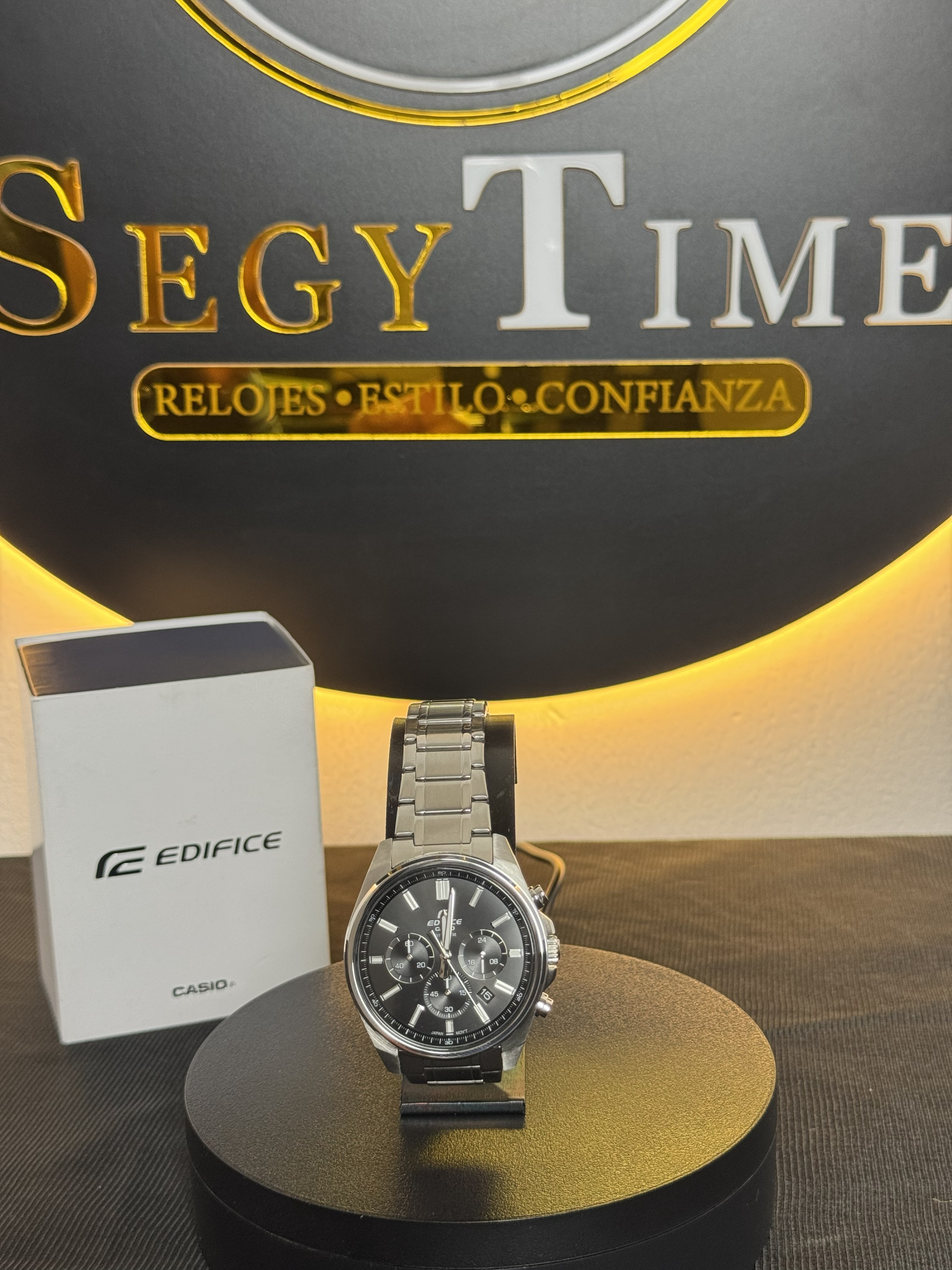 Edifice Standard Chronograph (tamaño medio)